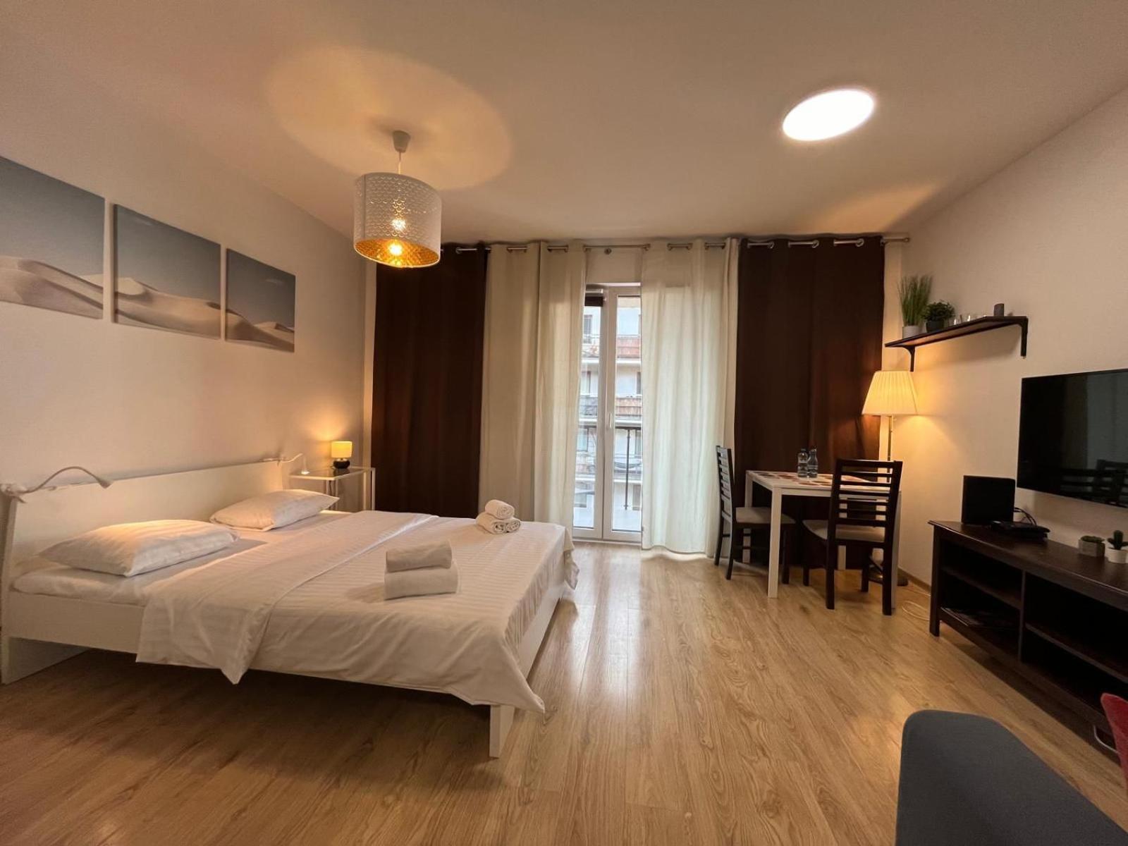 Appartamento Okrzei Praga